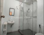 thumbnail-sewa-apartemen-cosmo-residence-2-bedroom-lantai-tinggi-furnished-8