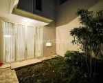 thumbnail-jual-rumah-baru-long-beach-pakuwon-city-2-lantai-furniture-mewah-1