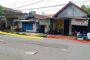 Bangunan Hitung Tanah Di Menaggal, Nol Jalan