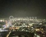 thumbnail-sewa-apartemen-the-peak-31-br-lantai-33-furnished-mewah-classic-13