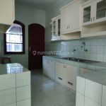 thumbnail-r010018-disewakan-rumah-lebar-rapih-siap-huni-2-lantai-janur-kuning-kelapa-utara-5